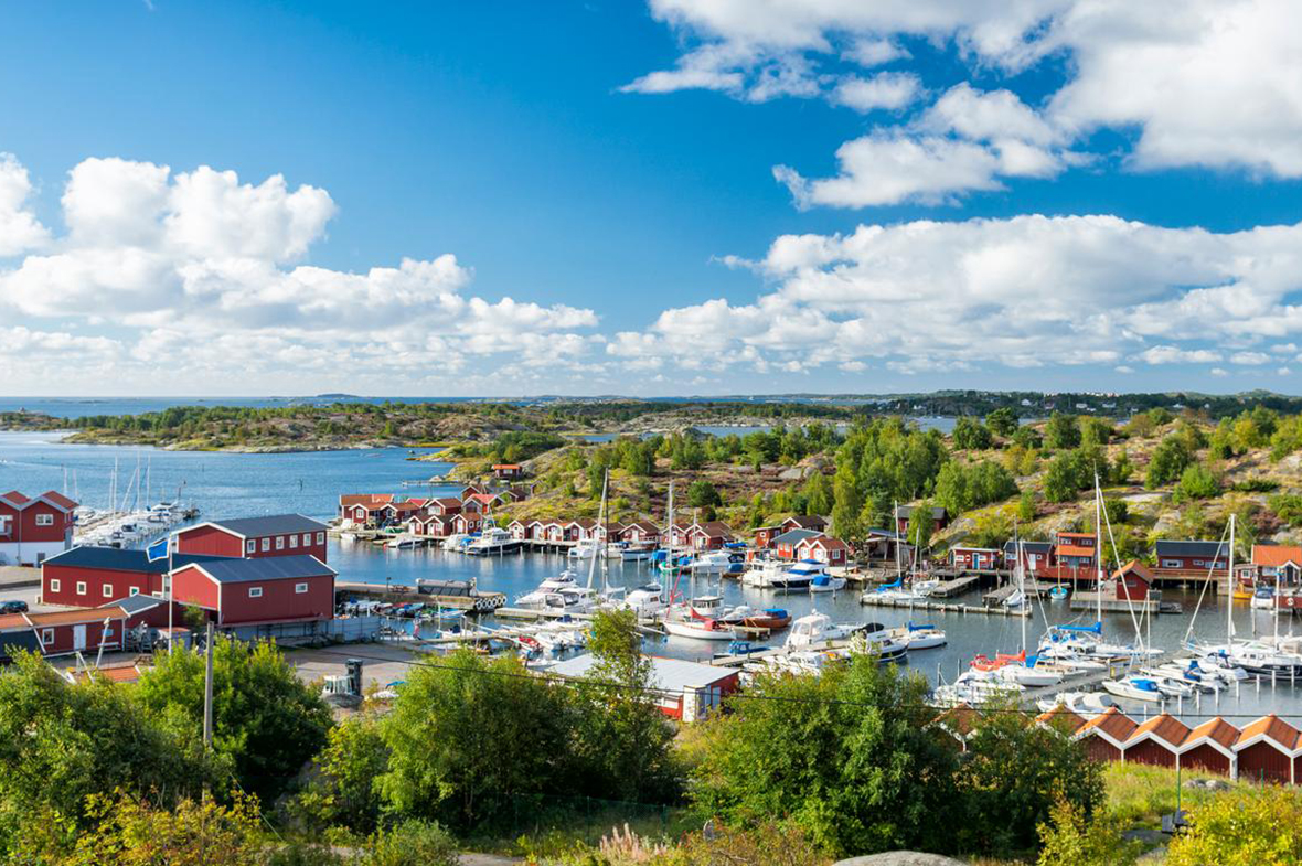 Driving Through Sweden: Your Comprehensive Car Rental Guide