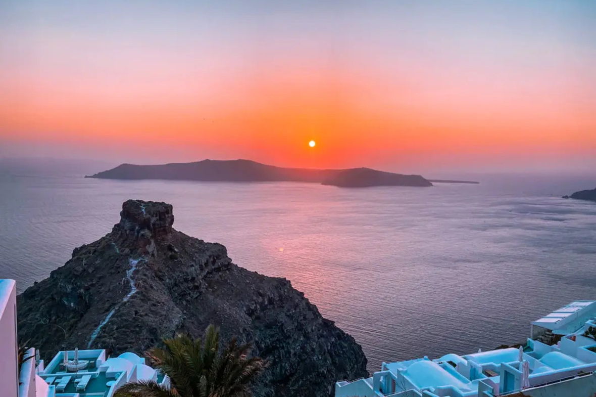 Greece Travel Tips: Your Complete Guide to Exploring the Land of Myth and History