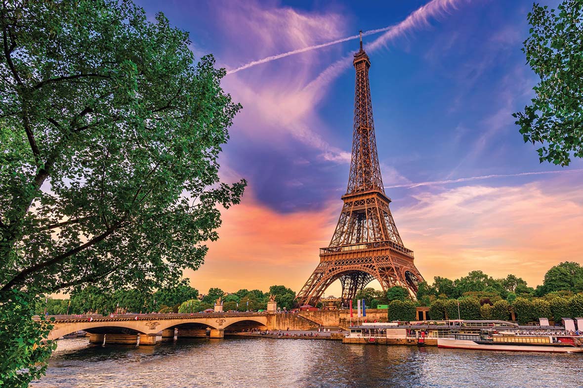 Cruises on the Seine: A Romantic Voyage through the Heart of Paris