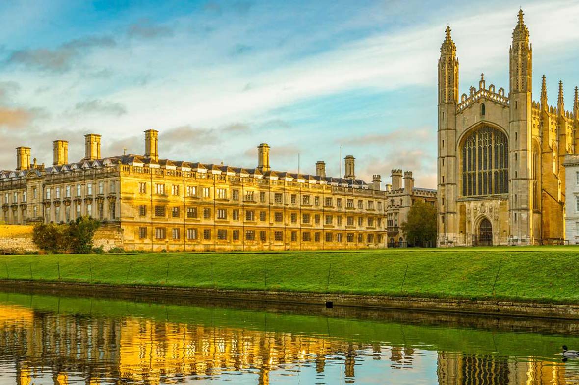 Four-Wheel Escapade: A Comprehensive Expedition Through Cambridge’s Timeless Beauty